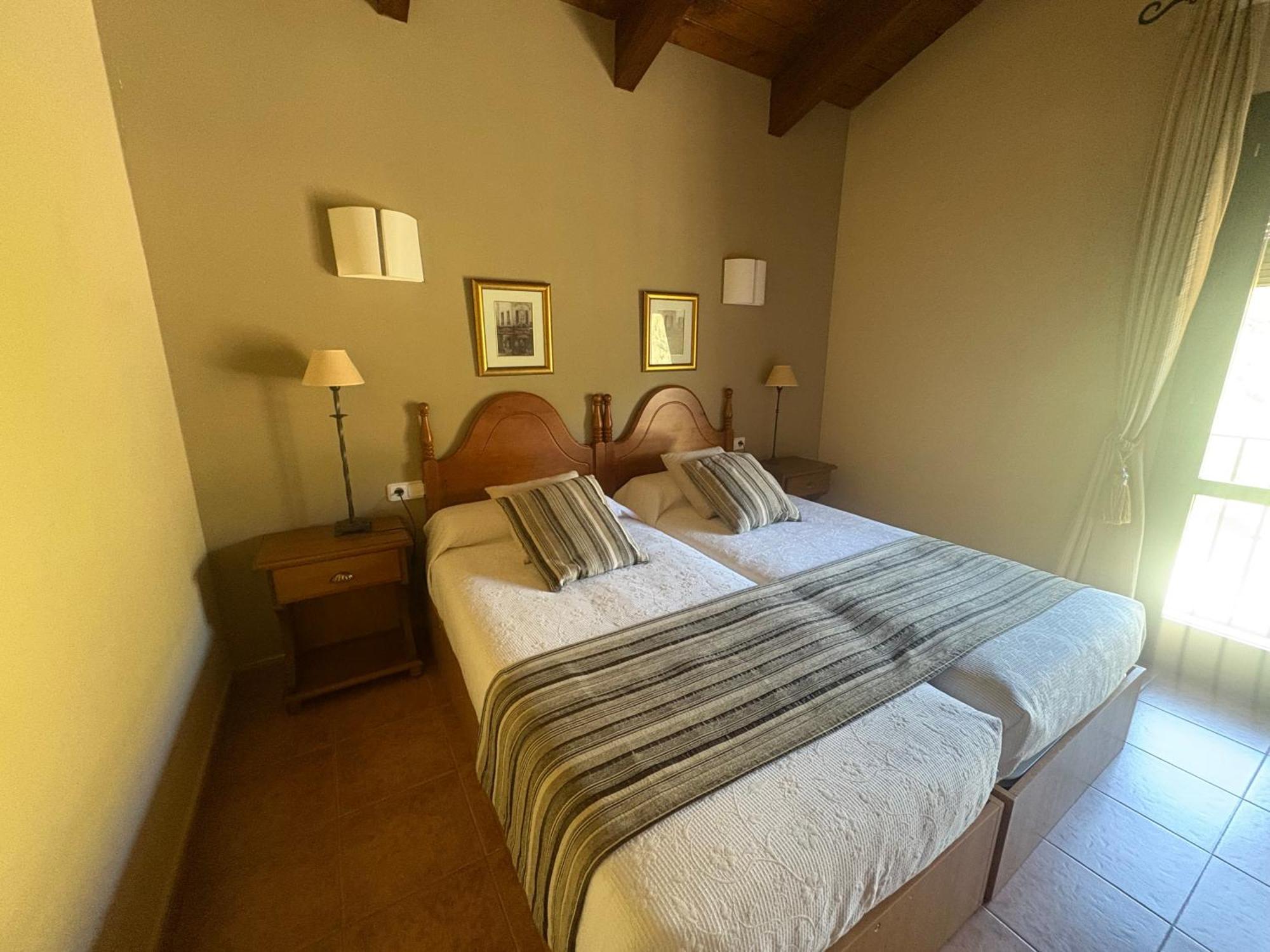 Hotel Guara Inluka Las Almunias Zimmer foto