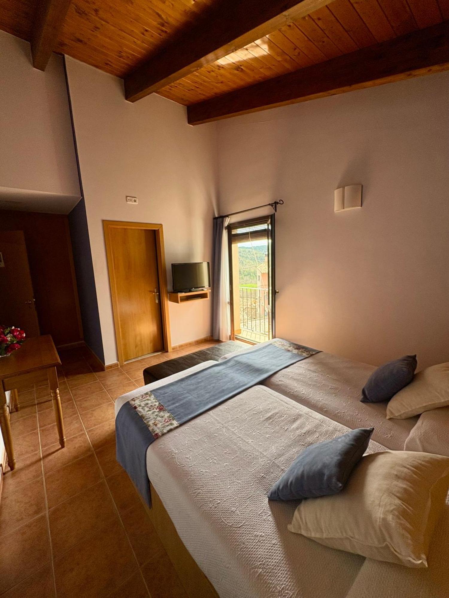 Hotel Guara Inluka Las Almunias Zimmer foto