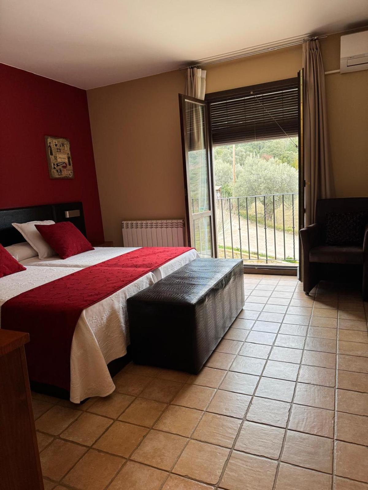 Hotel Guara Inluka Las Almunias Zimmer foto